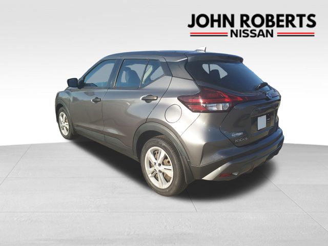 2021 Nissan Kicks S 13