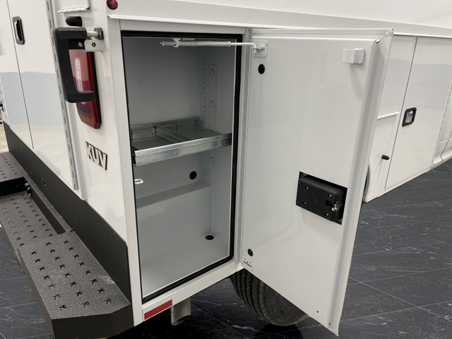 2024 RAM 3500 Tradesman - Photo 17