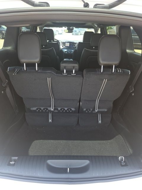 New 2027 Chrysler Pacifica Van