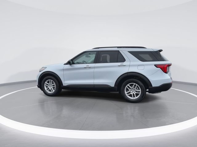 New 2026 Space White Metallic Ford Active image 5
