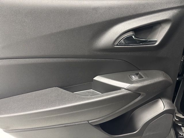 new 2026 Chevrolet Trax car, priced at $23,885