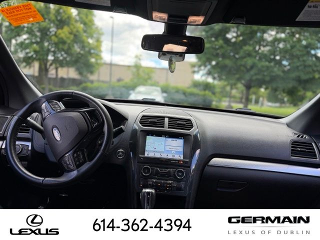 Used 2018 Silver Ford XLT image 16