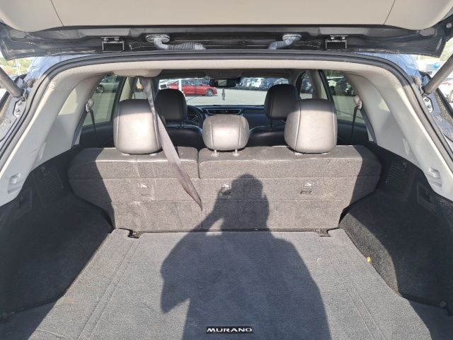 Used 2019 Gray Nissan Platinum image 11