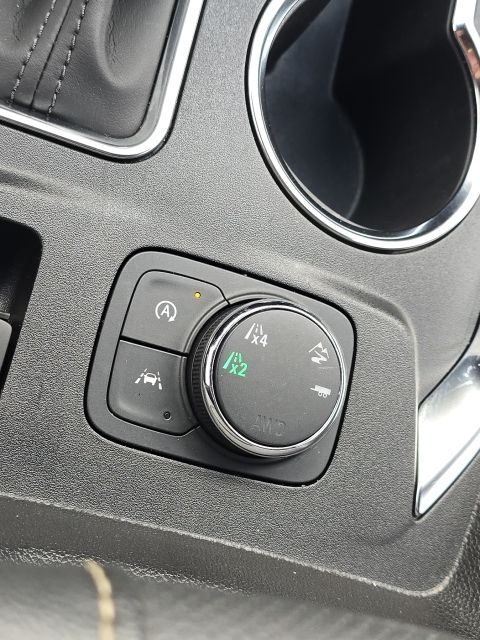 2023 Chevrolet Traverse Premier:168036A