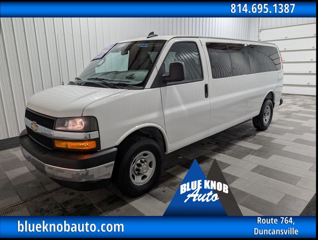 Summit White 2025 Chevrolet Express 3500 LT Extended RWD Van Rear-Wheel Drive 8-Speed Automatic Overdrive