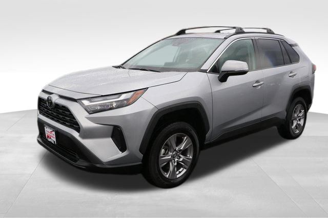 2023 Toyota RAV4 XLE 22