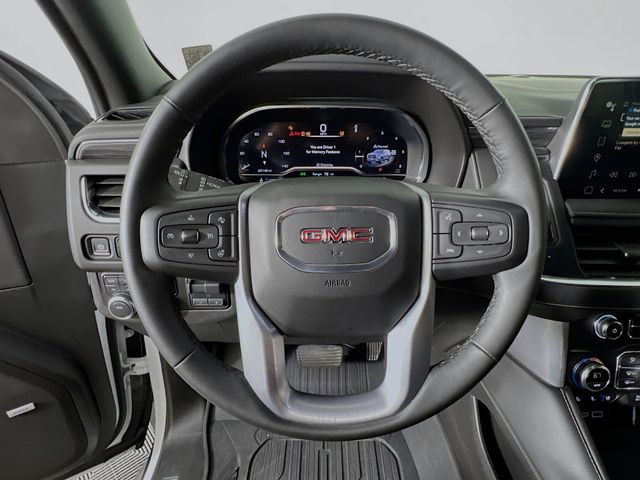 Used 2024 White GMC SLT image 12