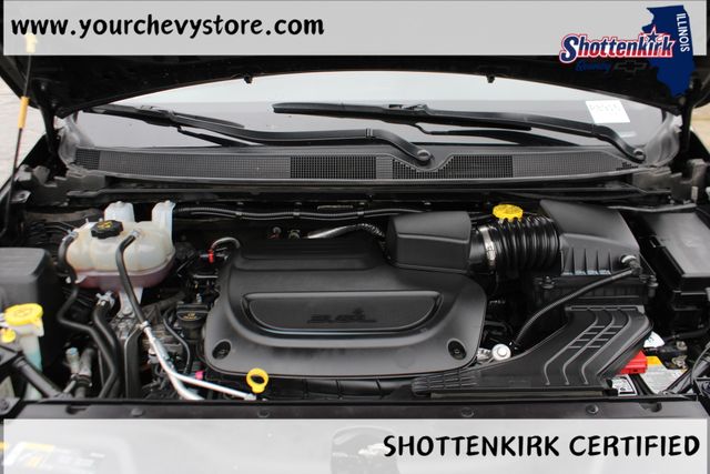 Used 2024 Chrysler Pacifica Van