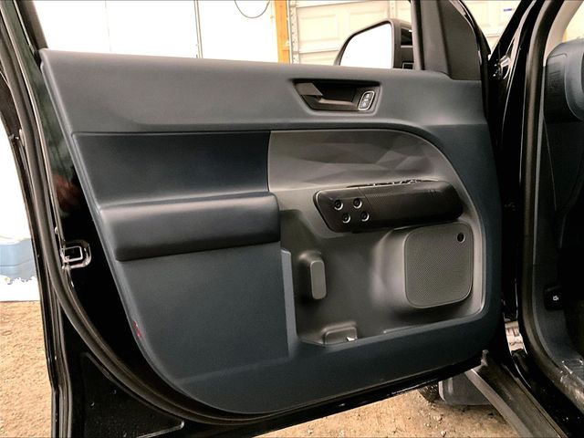 2024 Ford Maverick Lariat Black at Grove City Ford