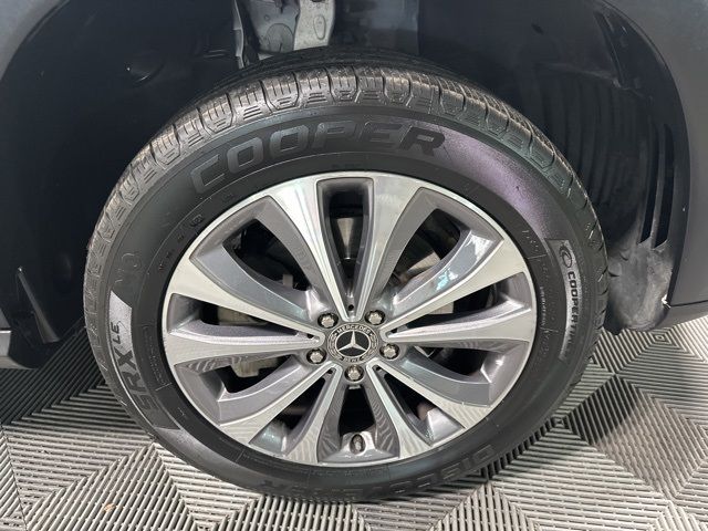 Certified Used 2022 White Mercedes-Benz GLE 350 image 9