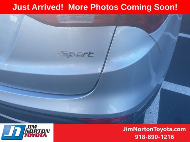 2016 Hyundai Santa Fe Sport 2.4 Base 8