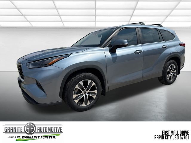 Moon Dust 2023 Toyota Highlander SUV / Crossover All-Wheel Drive 8-Speed Automatic