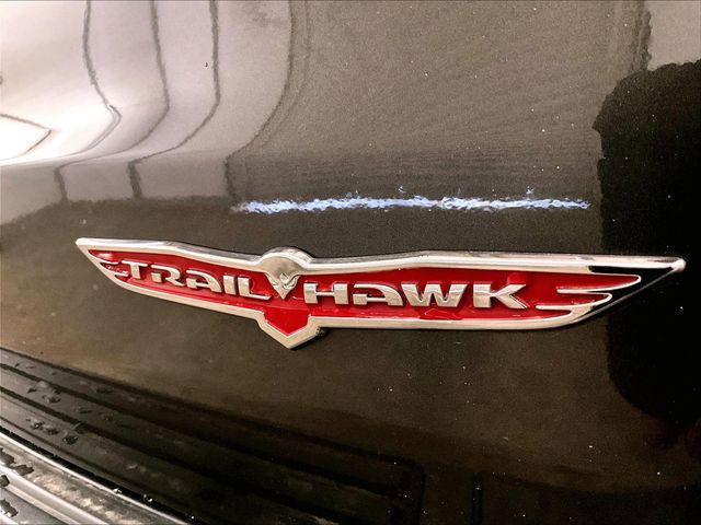 2020 Jeep Grand Cherokee Trailhawk Gray at South Hills CDJR