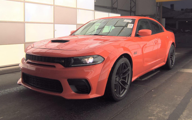 Go Mango! 2022 Dodge Charger Scat Pack Widebody RWD Sedan Rear-Wheel Drive 8-Speed Automatic