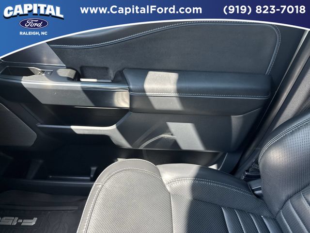 Used 2025 White Ford Platinum image 28
