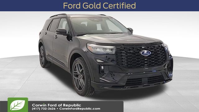 2025 Ford Explorer ST-Line AWD