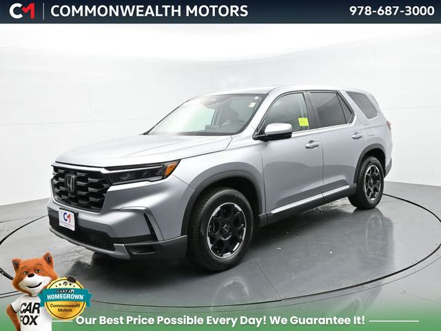 Lunar Silver Metallic 2025 Honda Pilot SUV / Crossover All-Wheel Drive Automatic