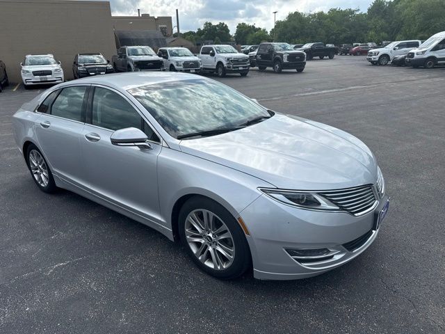 Used 2014 Ingot Silver Metallic Lincoln Base image 4