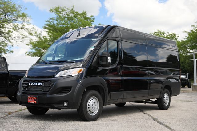 Black Clearcoat 2026 RAM ProMaster Van  9-Speed Automatic
