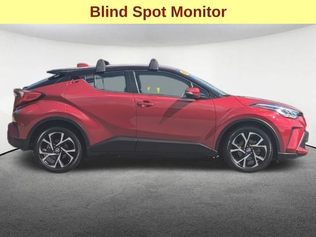 2021 Toyota C-HR XLE 4