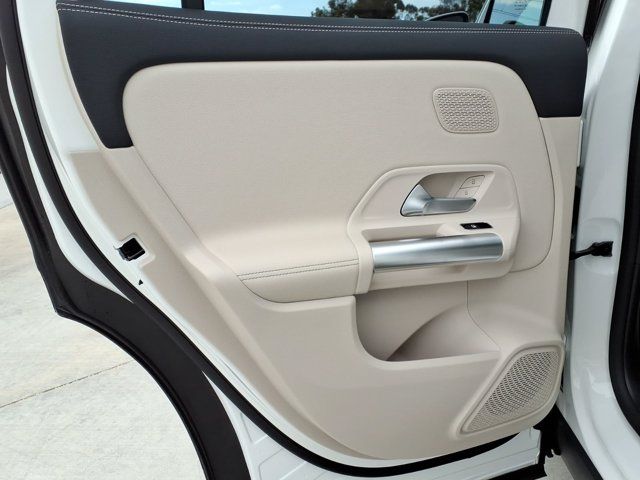 New 2026 White Mercedes-Benz GLA 250 image 17