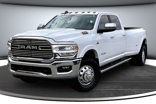 Bright White Clearcoat 2019 RAM 3500 Laramie Crew Cab LB DRW 4WD Pickup Truck Four-Wheel Drive 6-Speed Automatic