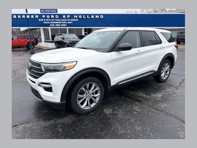 Star White Metallic Tri-Coat 2023 Ford Explorer XLT AWD SUV / Crossover All-Wheel Drive Automatic