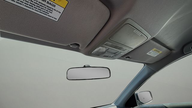 Used 2016  Honda LX image 27