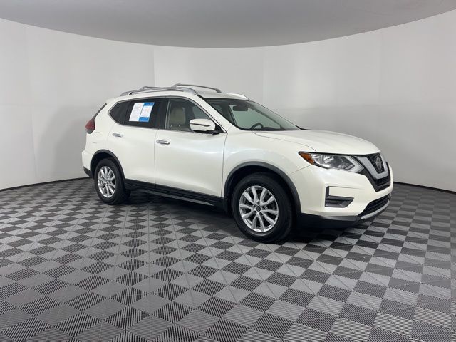 2020 Nissan Rogue SV 2