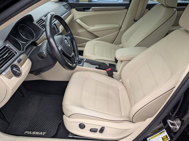 Used 2018 Volkswagen Passat 2.0T SE 4D Sedan