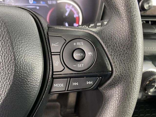 2025 Toyota RAV4 XLE Silver Sky Metallic - Grieco Acura - Image 16
