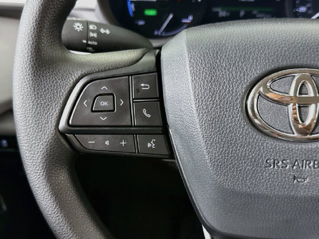 Used 2025 Toyota Sienna Van