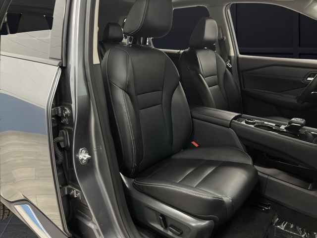 Used 2023 Gun Metallic Nissan SL image 31