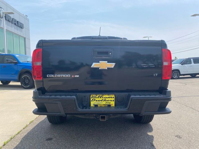 2020 Chevrolet Colorado LT - Black exterior view 6