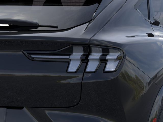 New 2026 Black Ford Premium image 22