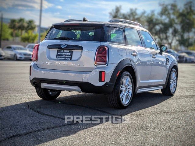 2022 MINI Cooper Countryman Base 6