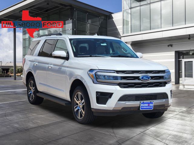 2024 Star White Metallic Tri-Coat Ford Expedition XLT 4X4 SUV