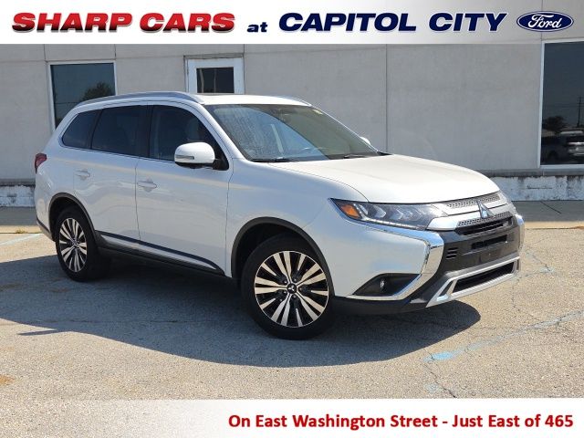 White 2019 Mitsubishi Outlander SUV / Crossover Front-Wheel Drive Continuously Variable Transmission