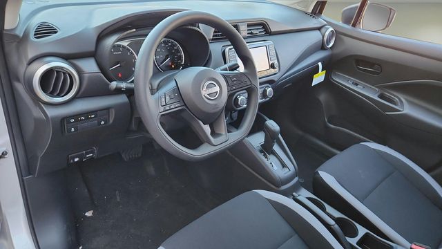 2025 Nissan Versa