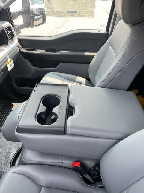 2025 Ford F-350 Super Duty XL