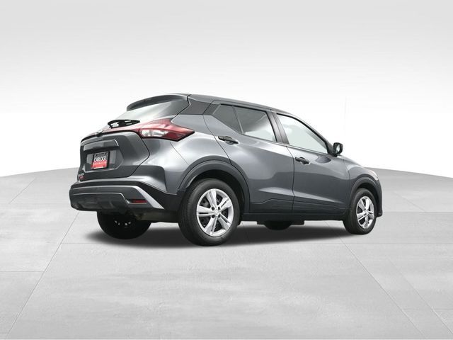 2022 Nissan Kicks S 34