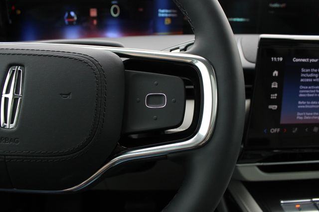 New 2026 Black Lincoln Premiere image 14