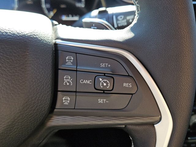 2026 Jeep Grand Cherokee L Laredo 4x2