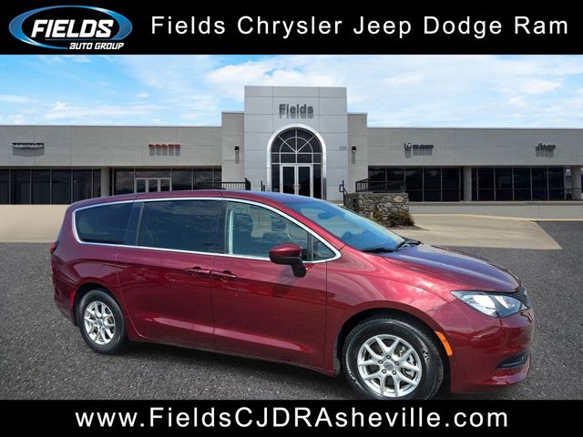 Velvet Red Pearlcoat 2023 Chrysler Voyager Minivan Front-Wheel Drive 9-Speed Automatic