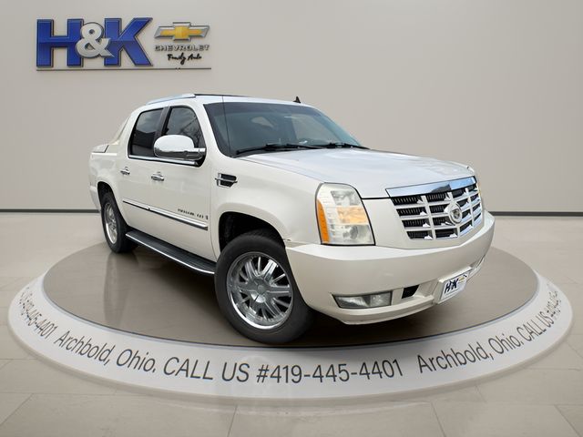 White Diamond Tricoat 2007 Cadillac Escalade EXT 4WD Pickup Truck All-Wheel Drive 6-Speed Automatic Overdrive