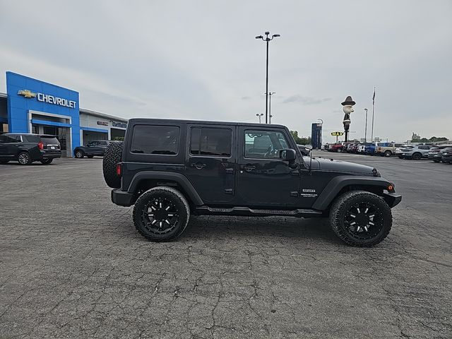 2017 Jeep Wrangler Unlimited Sport 9