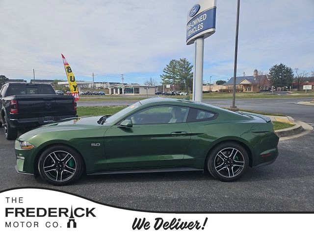 2022 Ford Mustang GT Premium Fastback RWD