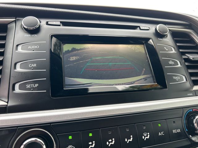 used 2019 Toyota Highlander car, priced at $23,999