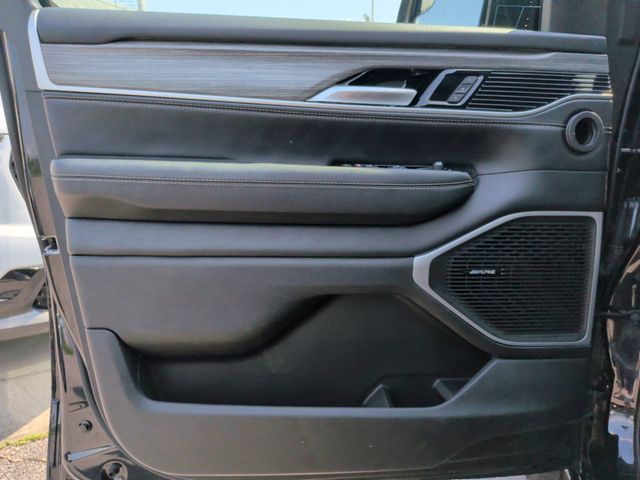 Used 2024 Black Jeep Series III image 9