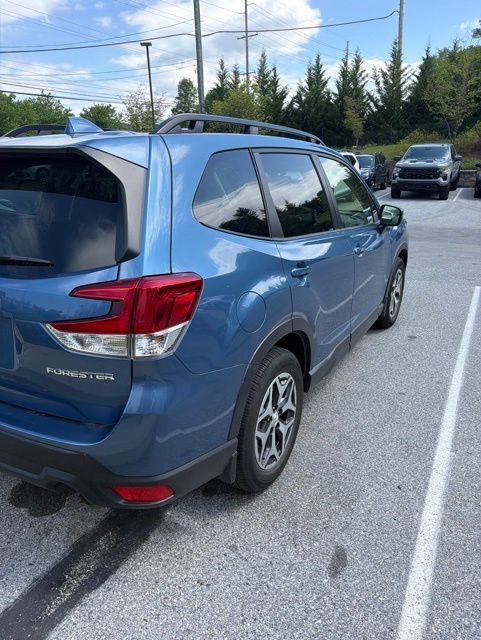 2023 Subaru Forester Premium Blue at Subaru and VW of Moon Township